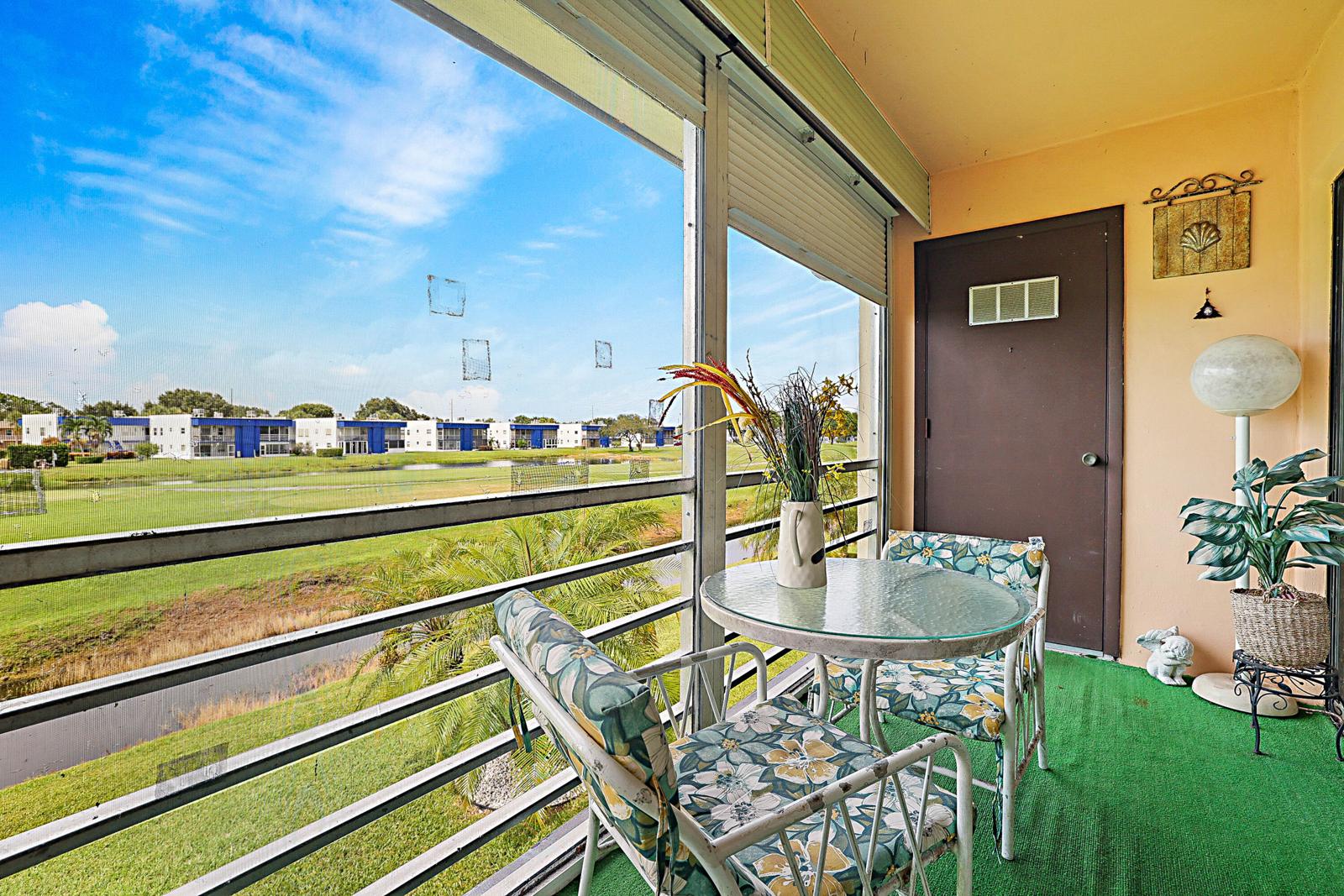 76 Capri B, Delray Beach, FL 33484 - screened balcony overlooking the golf course