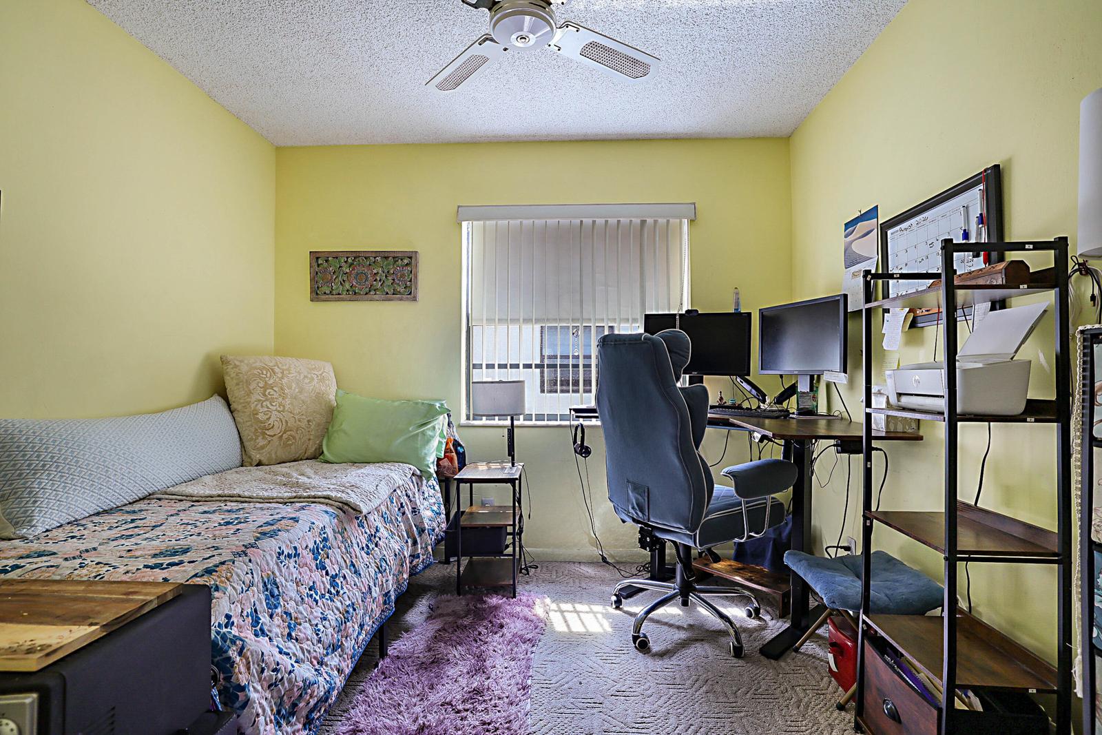 76 Capri B, Delray Beach, FL 33484 - second bedroom