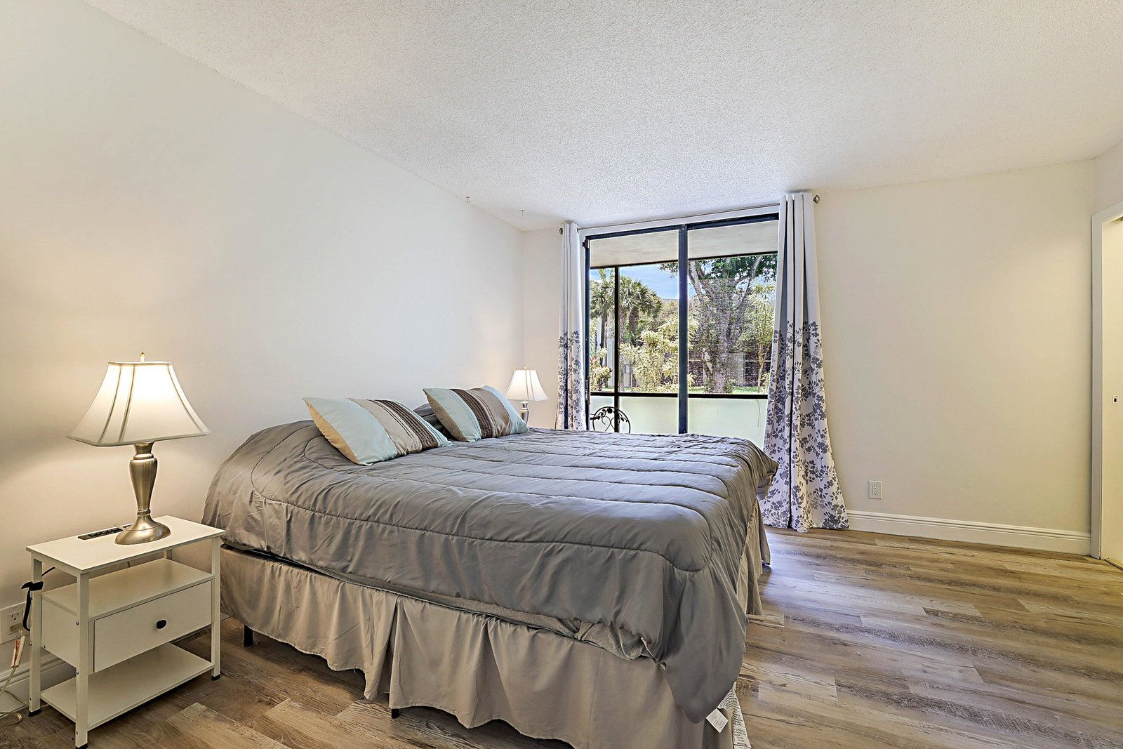 5160 Las Verdes Circle #117, Delray Beach FL - sold by PBP Real Estate - view 6