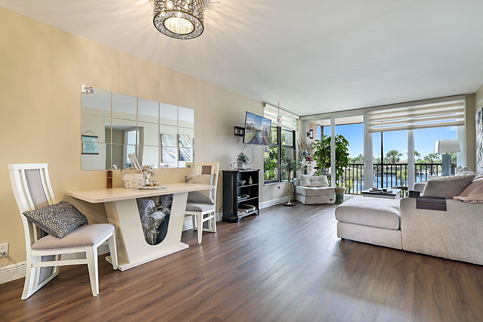 8 Royal Palm Way 301 Boca Raton - photo 5