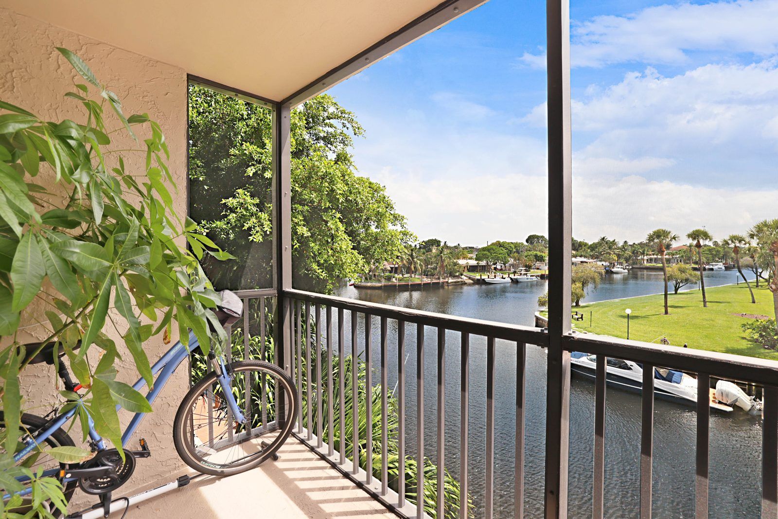 8 Royal Palm Way 301 Boca Raton - photo 13