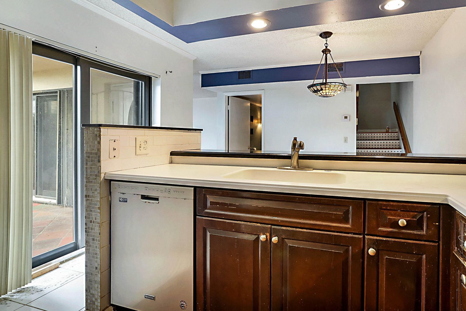 3665 Victoria Drive, West Palm Beach FL - sold by PBP Real Estate - view 3